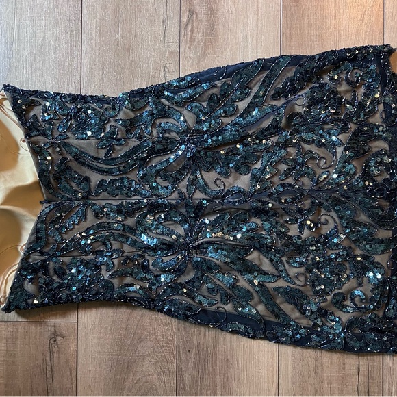 Elegant Strapless Blue Sequin Dress - Picture 4 of 11